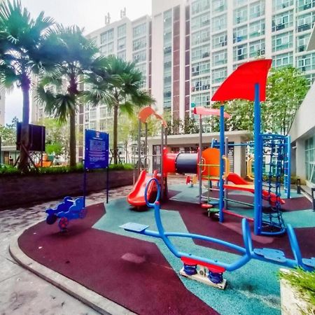 Urban Oasis, 3Br Apt In Prime Location At Cyberjaya By Verano Bagian luar foto